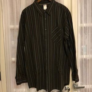 The North Face casual button down - Size XXL